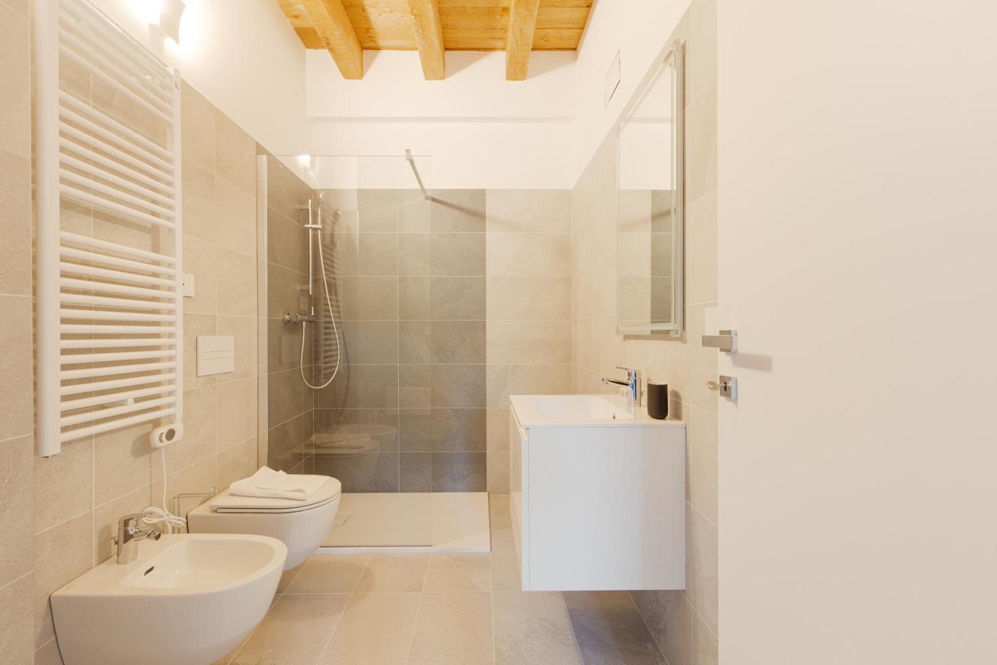 Modern Apartment In Milan With Balcony Екстериор снимка