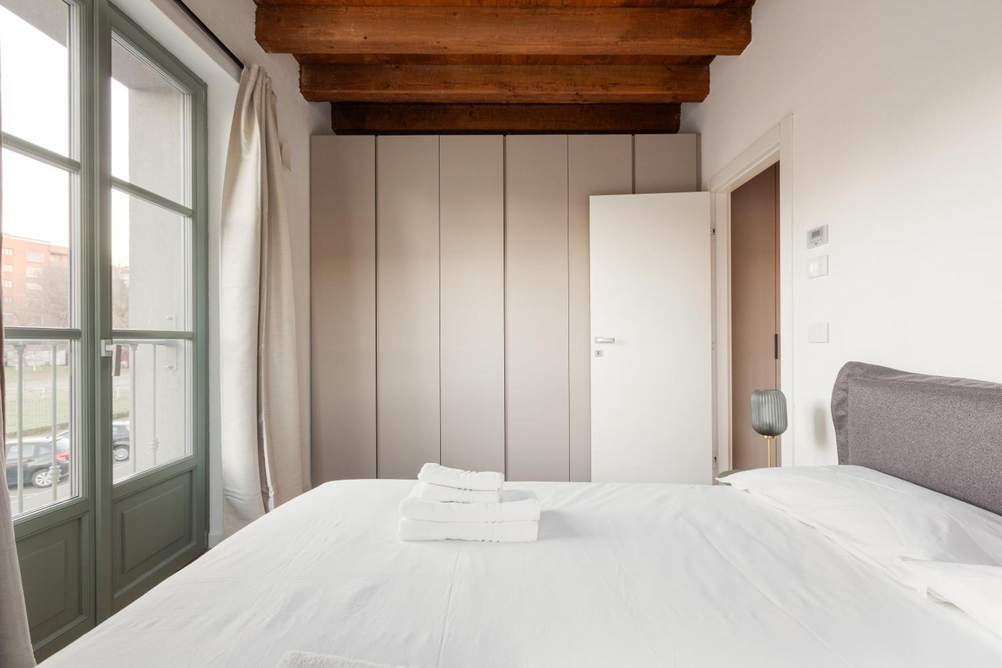 Modern Apartment In Milan With Balcony Екстериор снимка